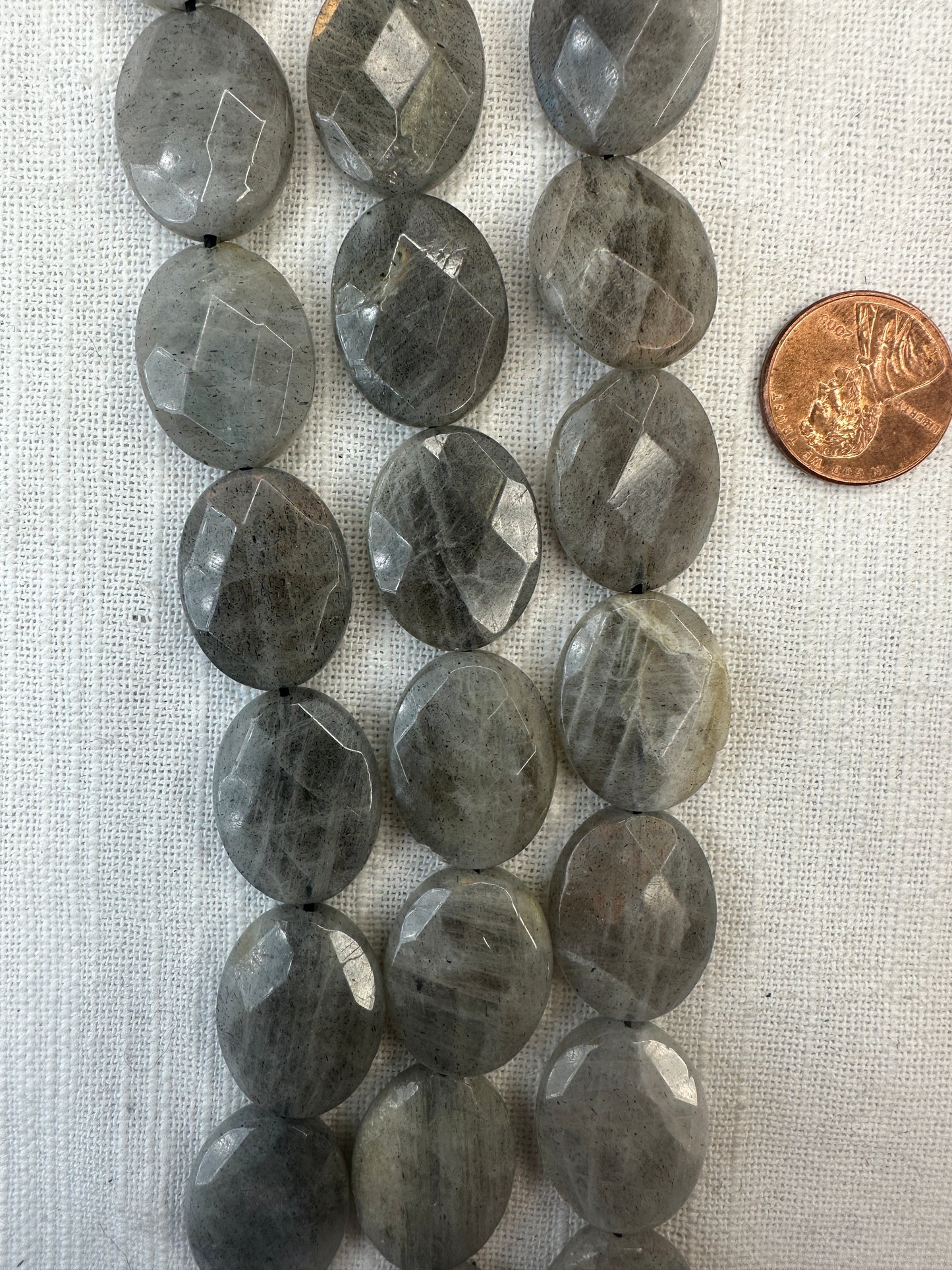 labradorite 17mmx22mm oval shape faceted AAA grade 15.5"strand