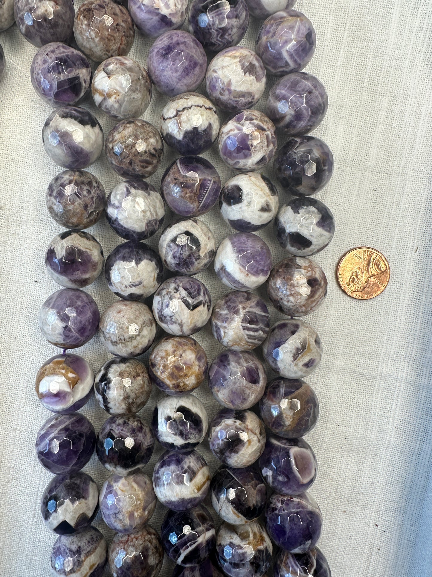 south african cape amethyst 20mm round beads faceted 15.5"strand