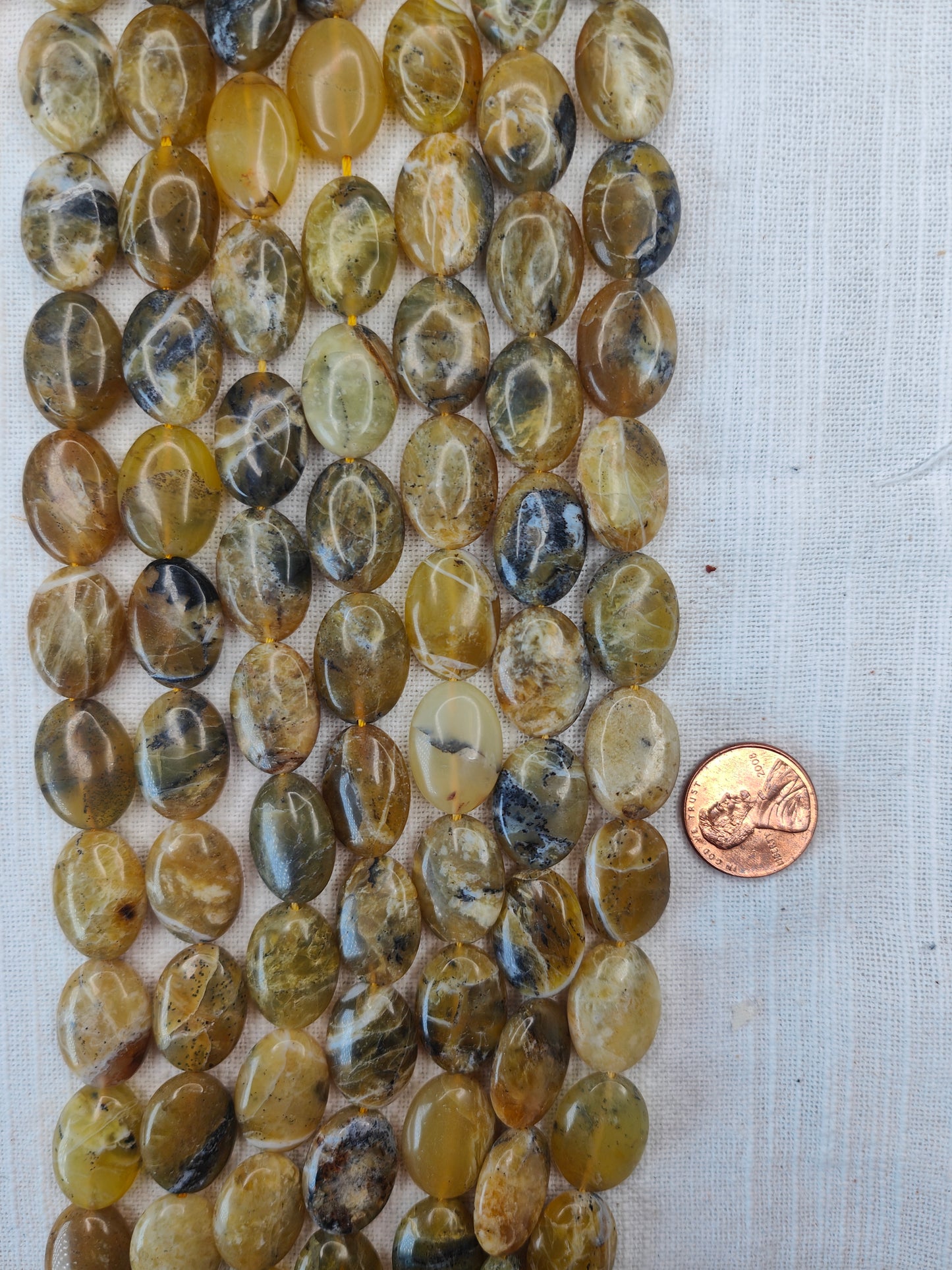peruvian yellow opal 13mmx18mm oval shape  beads 15.5"strand